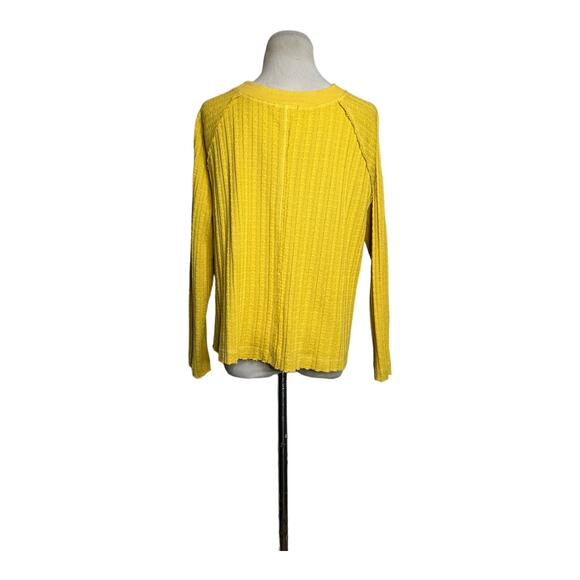 Very J  Mustard Yellow Crop Oversized Buttoned Cardigan size Small - Picture 7 of 10